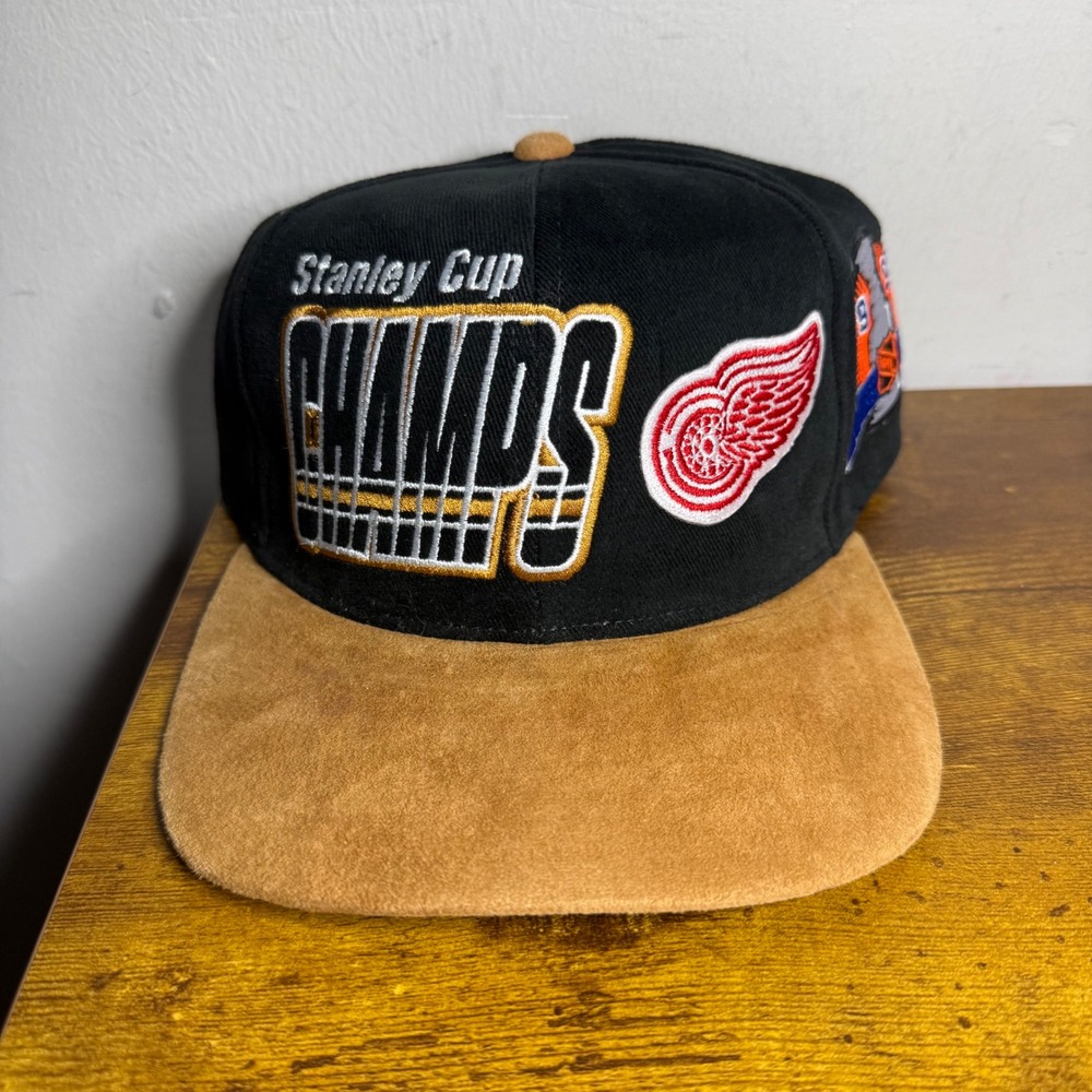 Vintage Starter Detroit Red Wings 1997 Stanley Cup Champs Hat Black Brown NHL